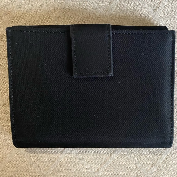 Prada nylon small wallet (VINTAGE)Black - Picture 4 of 10
